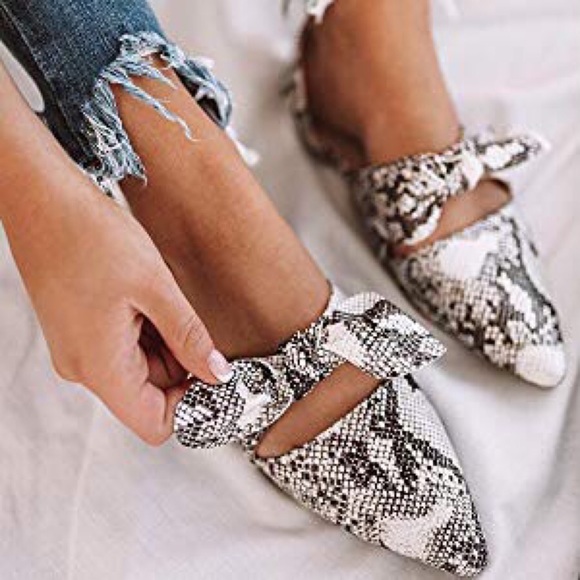 Snakeskin Bow Mule - Picture 2 of 4